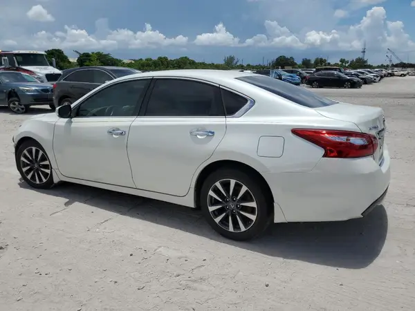 1N4AL3AP0HC472241 2017 NISSAN ALTIMA - Image 2