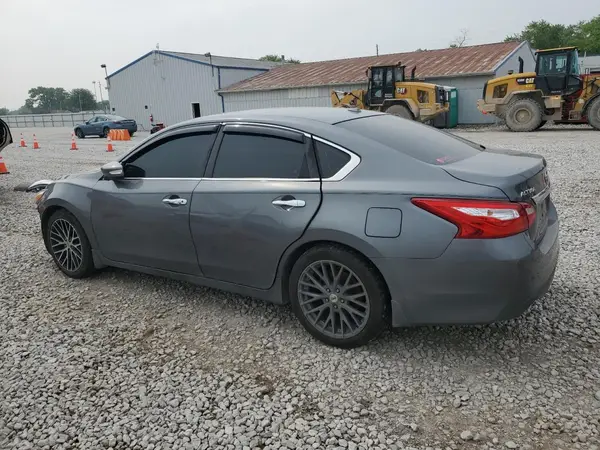 1N4AL3AP0HC476029 2017 NISSAN ALTIMA - Image 2