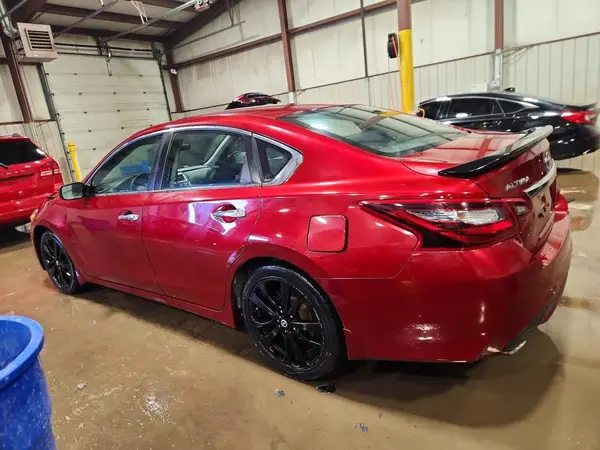 1N4AL3AP0HC476676 2017 NISSAN ALTIMA - Image 2