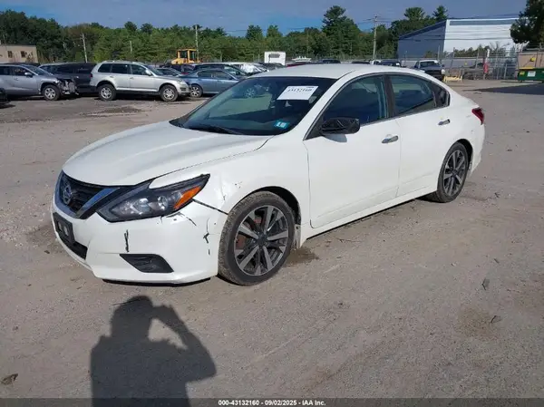 1N4AL3AP0HC481103 2017 NISSAN ALTIMA - Image 2