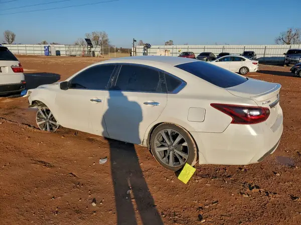 1N4AL3AP0HC482803 2017 NISSAN ALTIMA - Image 2