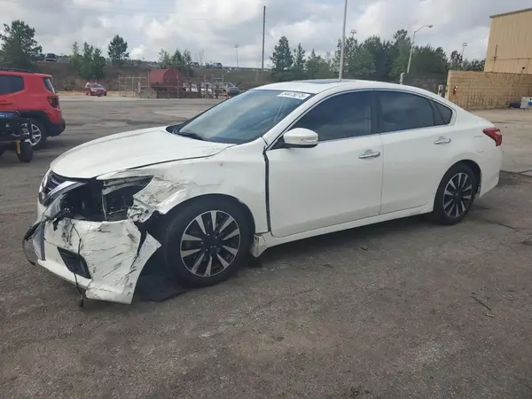 1N4AL3AP0HC484485 2017 NISSAN ALTIMA - Image 1