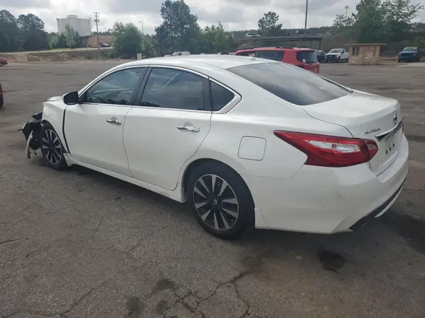 1N4AL3AP0HC484485 2017 NISSAN ALTIMA - Image 2