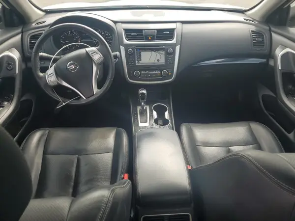 1N4AL3AP0HC484485 2017 NISSAN ALTIMA - Image 8