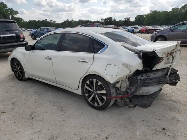 1N4AL3AP0HC485426 2017 NISSAN ALTIMA - Image 2