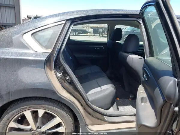 1N4AL3AP0HC487127 2017 NISSAN ALTIMA - Image 8