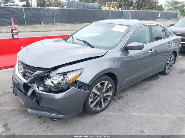 1N4AL3AP0HC489489 2017 NISSAN ALTIMA - Image 2