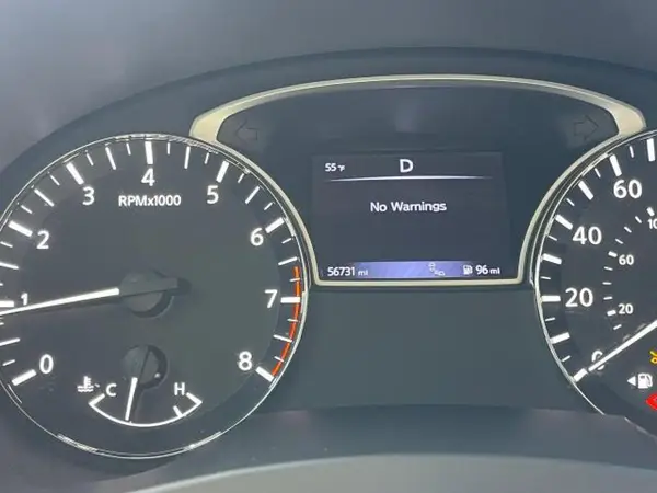 1N4AL3AP0HC490111 2017 NISSAN ALTIMA - Image 8