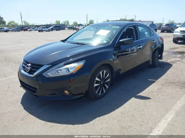 1N4AL3AP0HC494787 2017 NISSAN ALTIMA - Image 2