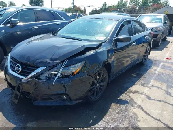 1N4AL3AP0HC495616 2017 NISSAN ALTIMA - Image 2