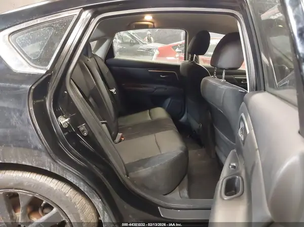 1N4AL3AP0HC496250 2017 NISSAN ALTIMA - Image 8