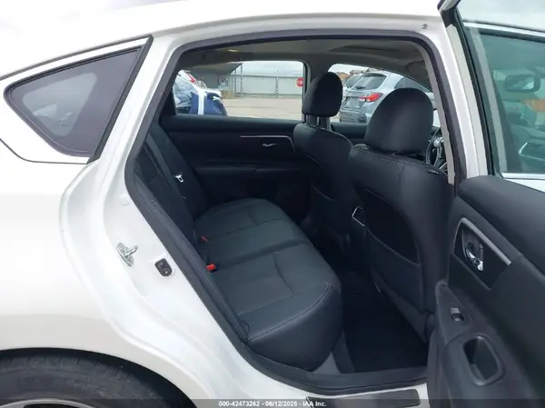 1N4AL3AP0HC497415 2017 NISSAN ALTIMA - Image 8