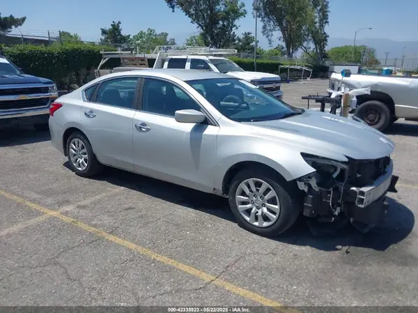 1N4AL3AP0HC497544 2017 NISSAN ALTIMA - Image 1
