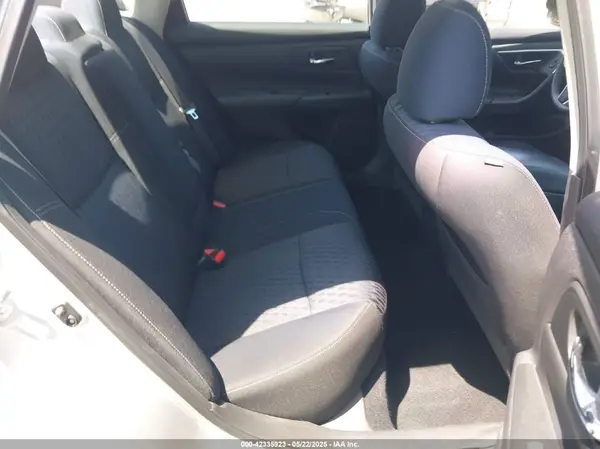 1N4AL3AP0HC497544 2017 NISSAN ALTIMA - Image 8