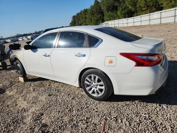 1N4AL3AP0HN303437 2017 NISSAN ALTIMA - Image 2