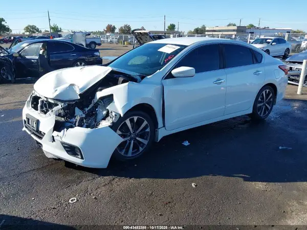 1N4AL3AP0HN304636 2017 NISSAN ALTIMA - Image 2