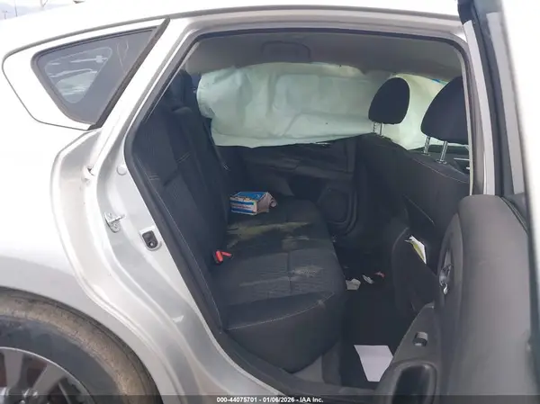 1N4AL3AP0HN305270 2017 NISSAN ALTIMA - Image 8