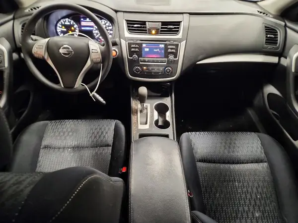 1N4AL3AP0HN311330 2017 NISSAN ALTIMA - Image 8