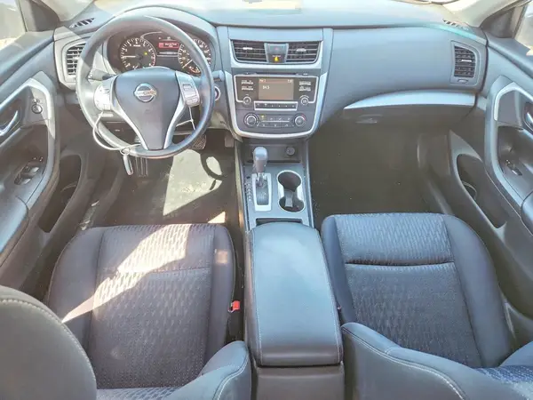 1N4AL3AP0HN315071 2017 NISSAN ALTIMA - Image 8