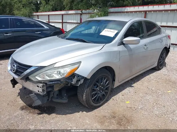 1N4AL3AP0HN317192 2017 NISSAN ALTIMA - Image 2
