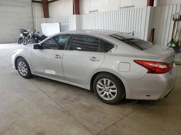 1N4AL3AP0HN317595 2017 NISSAN ALTIMA - Image 2