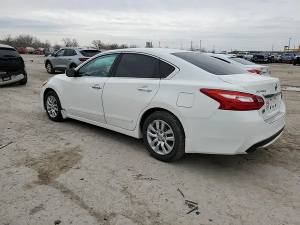 1N4AL3AP0HN318066 2017 NISSAN ALTIMA - Image 2