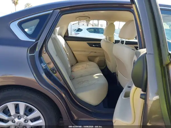 1N4AL3AP0HN321176 2017 NISSAN ALTIMA - Image 8