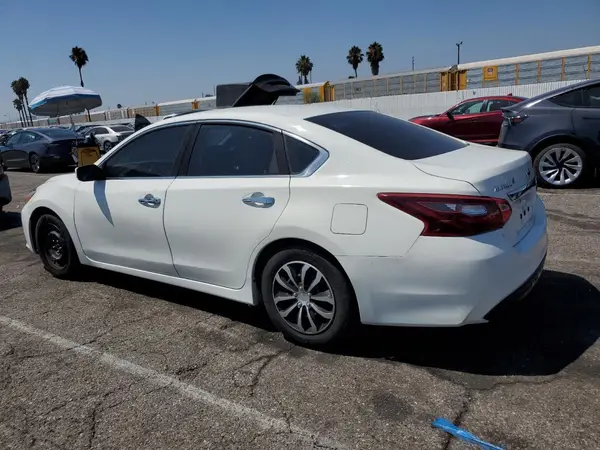 1N4AL3AP0HN325387 2017 NISSAN ALTIMA - Image 2