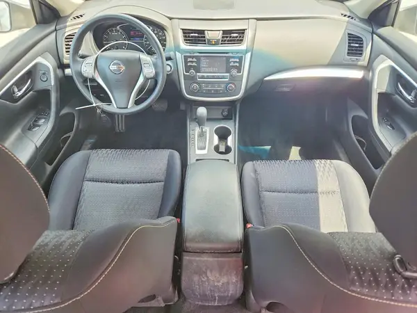1N4AL3AP0HN325633 2017 NISSAN ALTIMA - Image 8