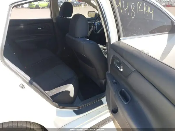 1N4AL3AP0HN330704 2017 NISSAN ALTIMA - Image 8