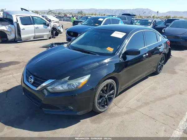 1N4AL3AP0HN334266 2017 NISSAN ALTIMA - Image 2