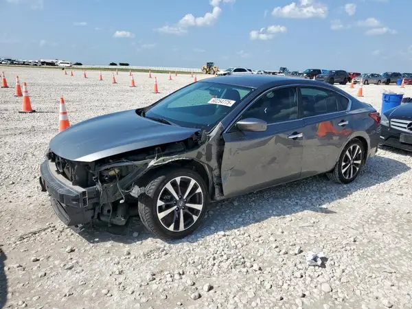 1N4AL3AP0HN340472 2017 NISSAN ALTIMA - Image 1