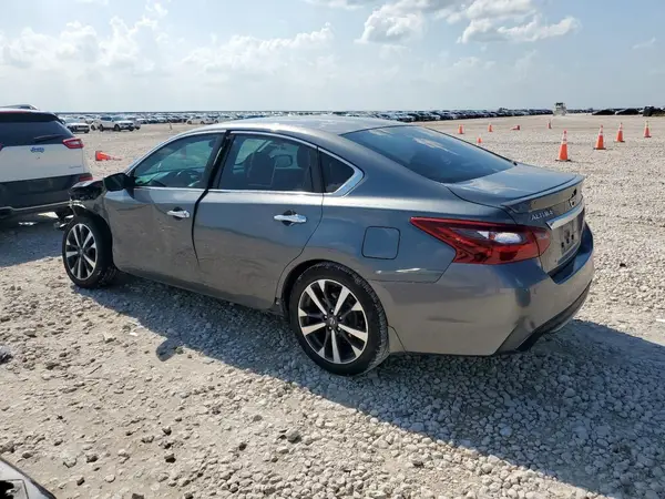 1N4AL3AP0HN340472 2017 NISSAN ALTIMA - Image 2
