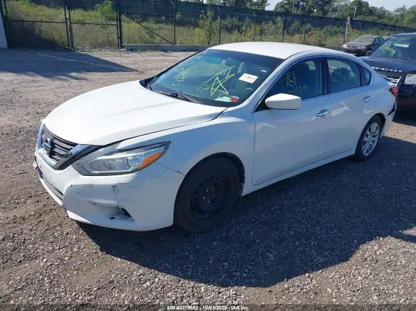 1N4AL3AP0HN340813 2017 NISSAN ALTIMA - Image 2