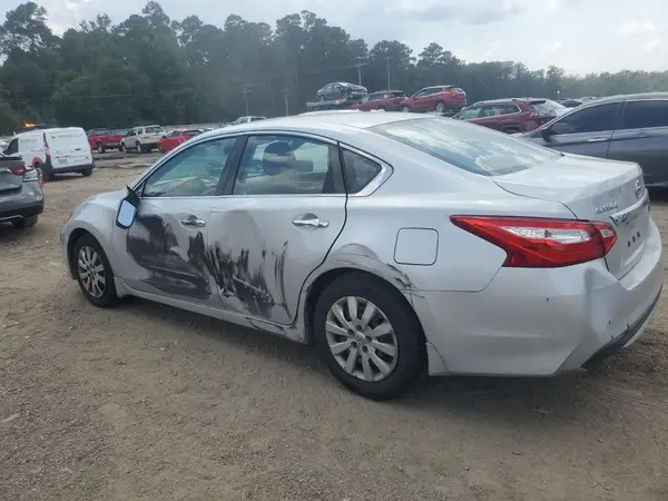 1N4AL3AP0HN351584 2017 NISSAN ALTIMA - Image 2