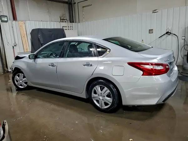 1N4AL3AP0HN351598 2017 NISSAN ALTIMA - Image 2