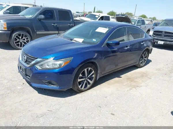 1N4AL3AP0HN352430 2017 NISSAN ALTIMA - Image 2