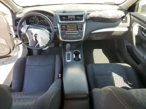 1N4AL3AP0HN352587 2017 NISSAN ALTIMA - Image 8