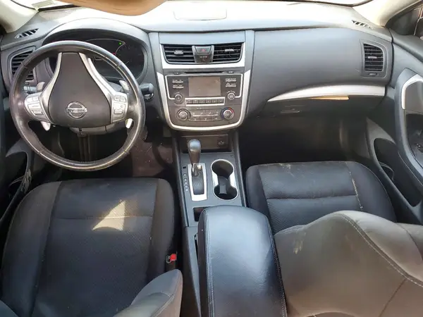 1N4AL3AP0HN352735 2017 NISSAN ALTIMA - Image 8