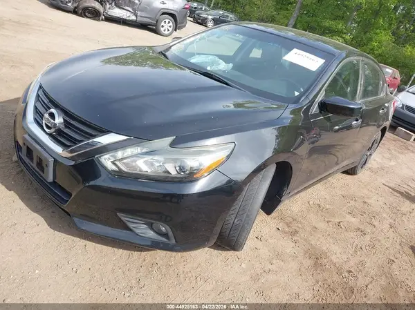 1N4AL3AP0HN353898 2017 NISSAN ALTIMA - Image 2