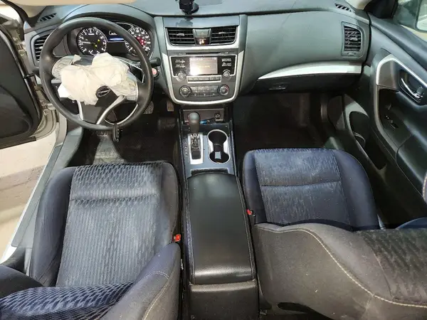 1N4AL3AP0HN354128 2017 NISSAN ALTIMA - Image 8