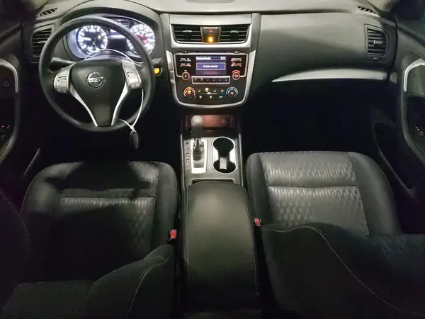 1N4AL3AP0HN357644 2017 NISSAN ALTIMA - Image 8
