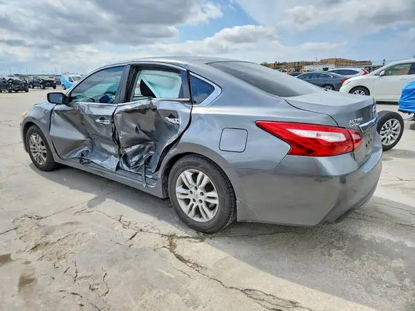 1N4AL3AP0HN358325 2017 NISSAN ALTIMA - Image 2