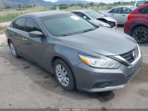 1N4AL3AP0HN359913 2017 NISSAN ALTIMA - Image 1