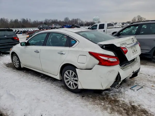 1N4AL3AP0HN364450 2017 NISSAN ALTIMA - Image 2