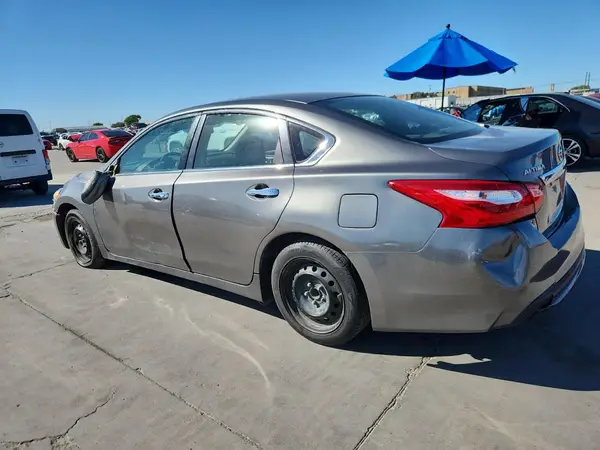 1N4AL3AP0HN364545 2017 NISSAN ALTIMA - Image 2