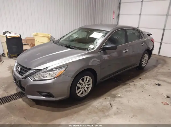 1N4AL3AP0HN365260 2017 NISSAN ALTIMA - Image 2