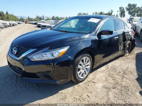 1N4AL3AP0HN365663 2017 NISSAN ALTIMA - Image 2