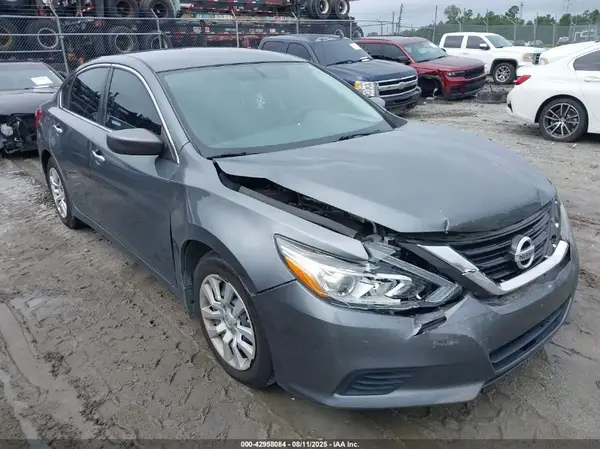 1N4AL3AP0JC104745 2018 NISSAN ALTIMA - Image 1