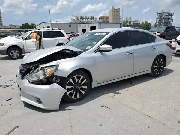 1N4AL3AP0JC106141 2018 NISSAN ALTIMA - Image 1